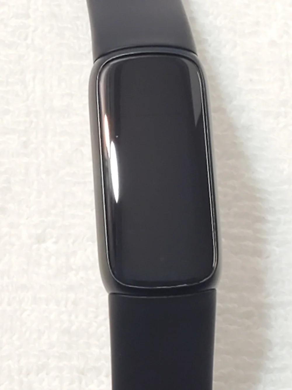 Fitbit Luxe Fitness Wellness Tracker Black Graphite Smartphone Bluetooth GPS